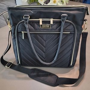 Kenneth Cole Reaction Chelsea Messenger Bag